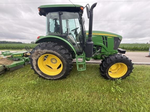 Image of John Deere 6105E equipment image 1