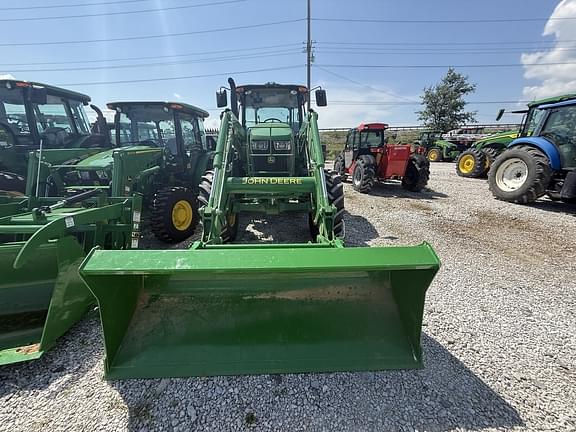 Image of John Deere 6105E equipment image 1
