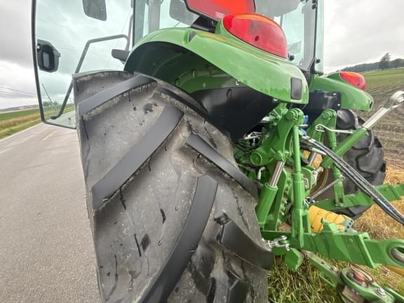 Image of John Deere 6105E equipment image 2