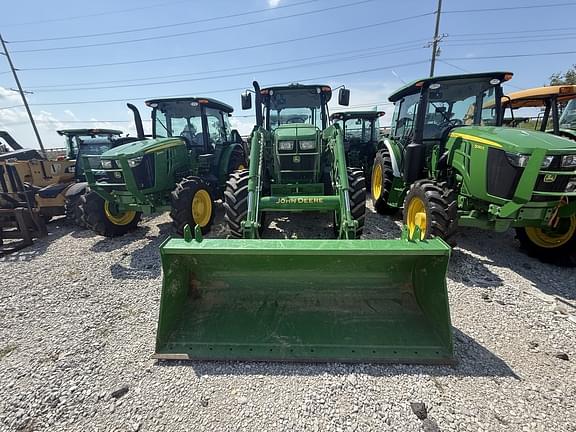 Image of John Deere 6105E equipment image 1