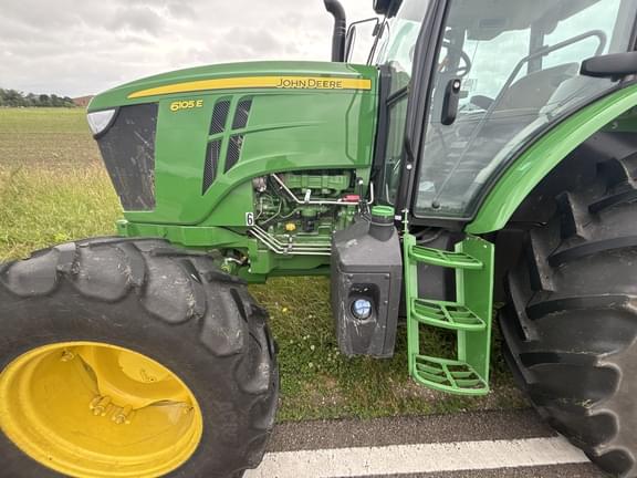 Image of John Deere 6105E equipment image 1