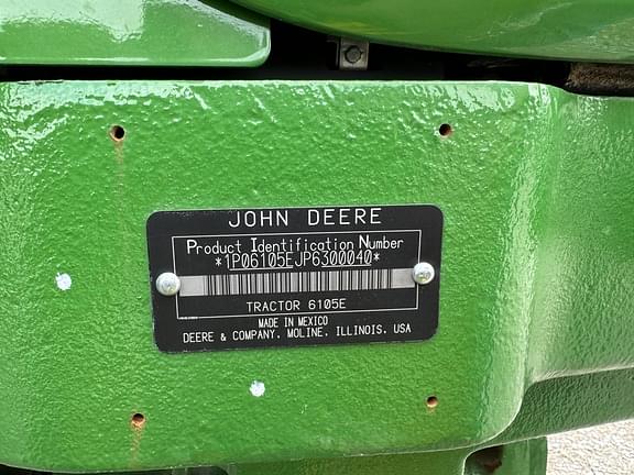 Image of John Deere 6105E equipment image 4