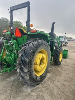Image of John Deere 6105E equipment image 3