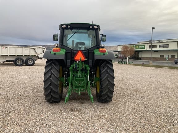 Image of John Deere 6110M equipment image 3