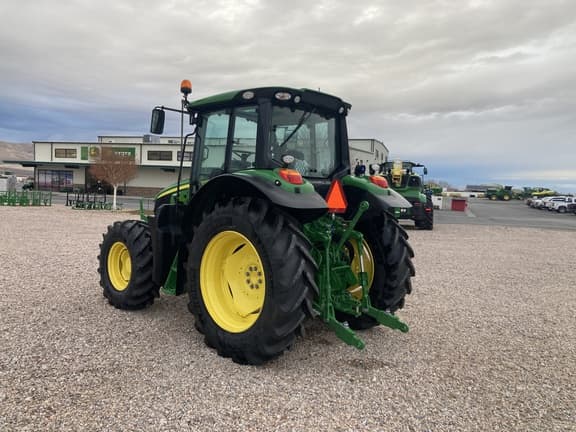 Image of John Deere 6110M equipment image 2