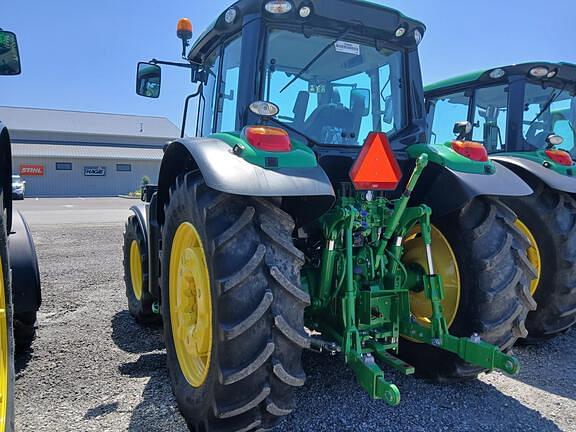Image of John Deere 6110M equipment image 3