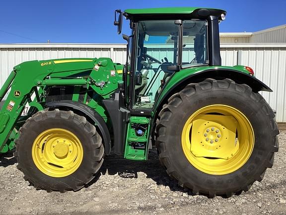 Image of John Deere 6110M equipment image 4