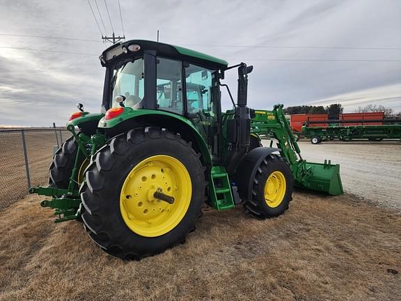 Image of John Deere 6110M equipment image 1