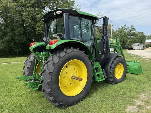 Image of John Deere 6110M equipment image 1