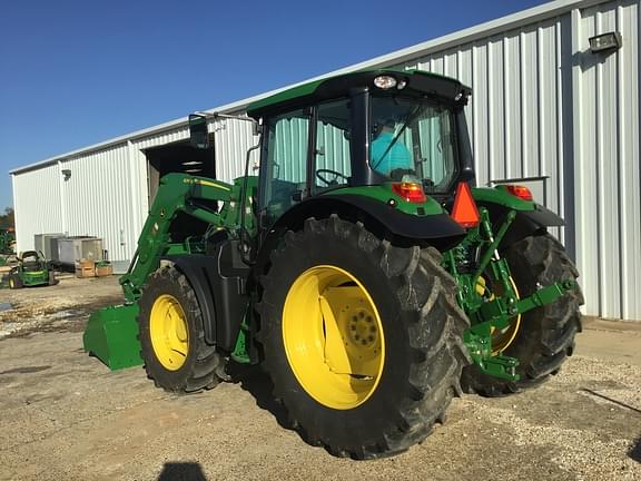 Image of John Deere 6110M equipment image 3