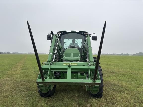 Image of John Deere 6110M equipment image 4