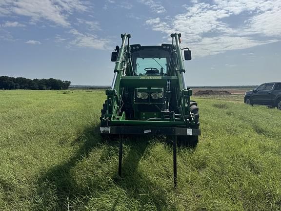 Image of John Deere 6110M equipment image 3
