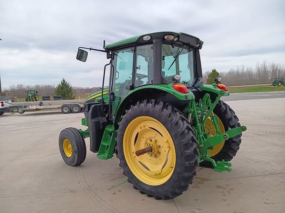 Image of John Deere 6110M equipment image 4
