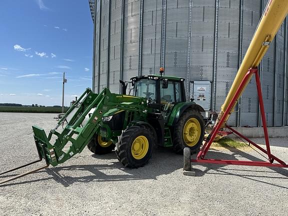 Image of John Deere 6110M equipment image 1