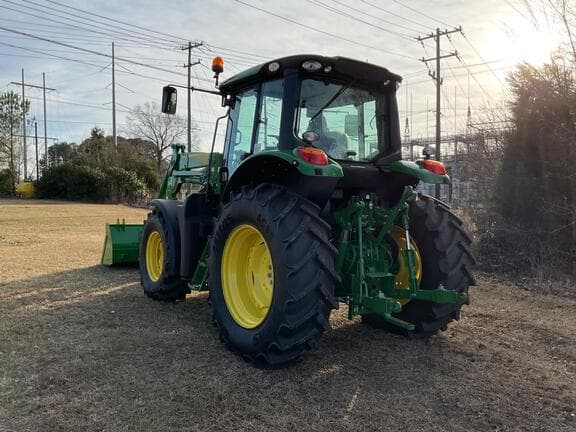Image of John Deere 6110M equipment image 3