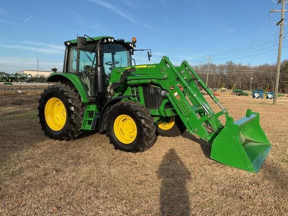 Image of John Deere 6110M equipment image 1