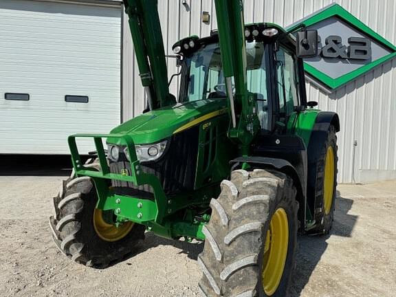 Image of John Deere 6110M equipment image 4