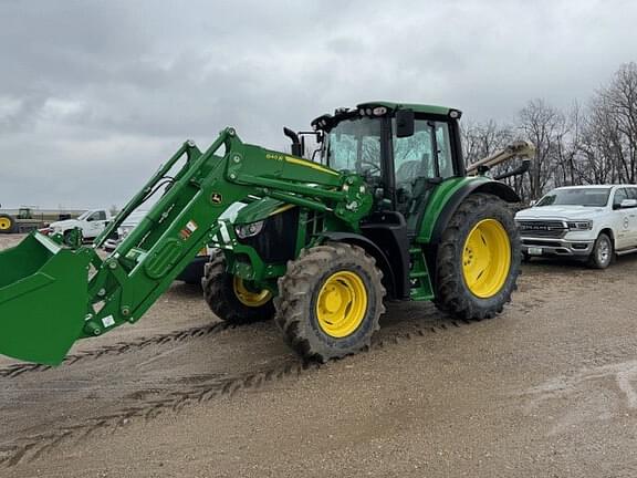 Image of John Deere 6110M equipment image 1