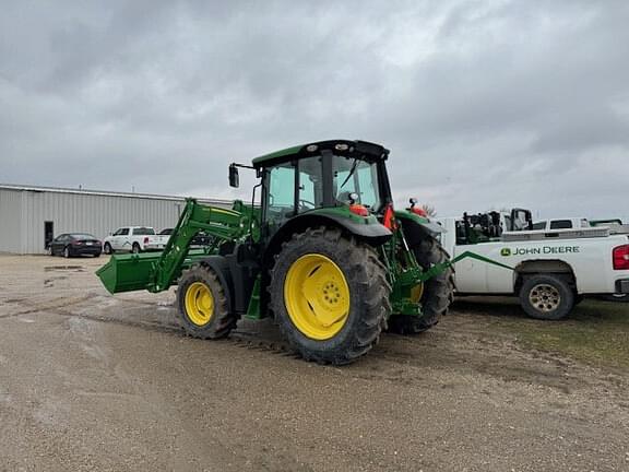 Image of John Deere 6110M equipment image 3