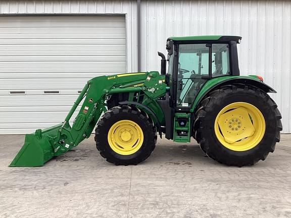 Image of John Deere 6110M equipment image 1