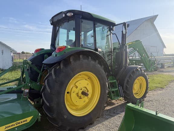 Image of John Deere 6110M equipment image 2