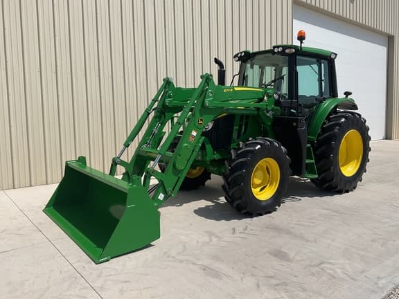Image of John Deere 6110M equipment image 2