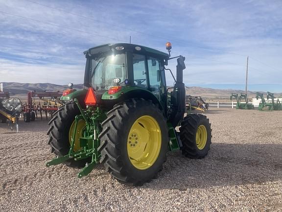 Image of John Deere 6110M equipment image 4