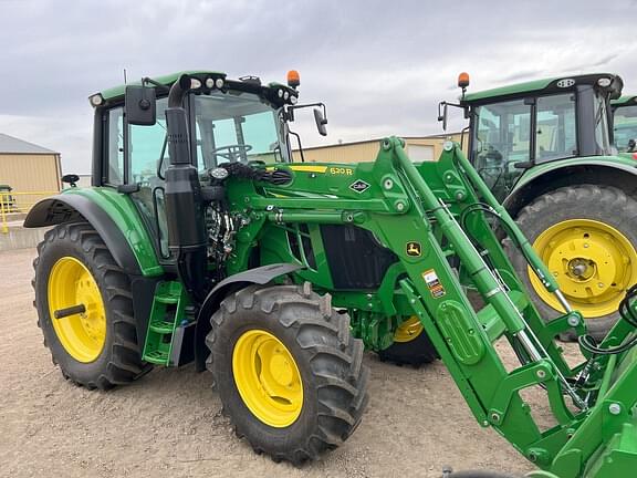 Image of John Deere 6110M equipment image 2