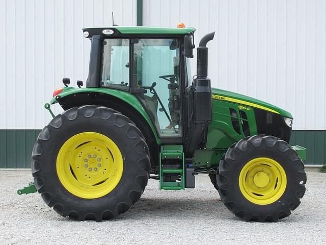 Image of John Deere 6110M equipment image 3