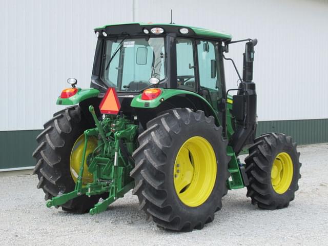Image of John Deere 6110M equipment image 4