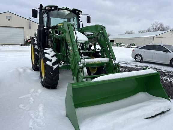 Image of John Deere 6110M equipment image 3