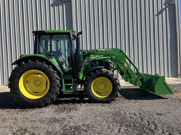 Image of John Deere 6110M equipment image 3