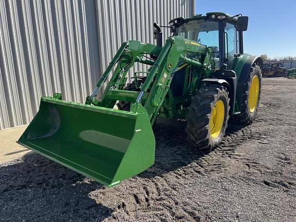 Image of John Deere 6110M equipment image 2