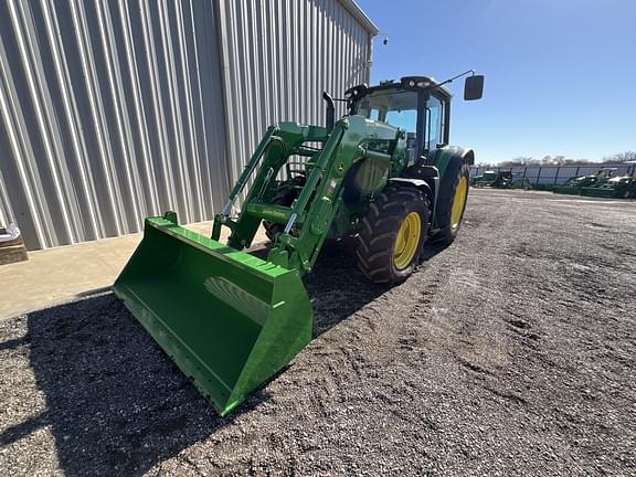 Image of John Deere 6110M equipment image 2