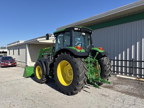 Image of John Deere 6110M equipment image 4