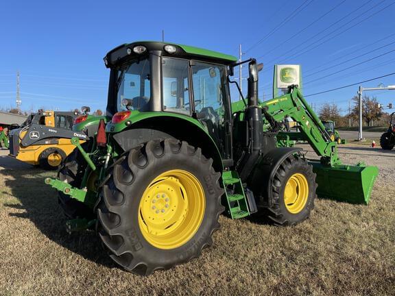 Image of John Deere 6110M equipment image 3