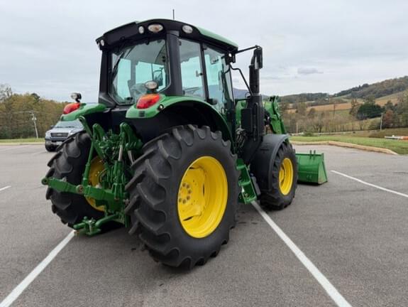 Image of John Deere 6110M equipment image 2