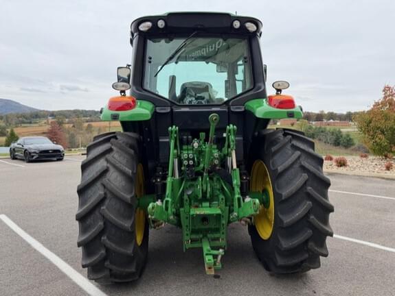 Image of John Deere 6110M equipment image 4