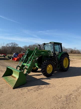 Image of John Deere 6110M equipment image 1