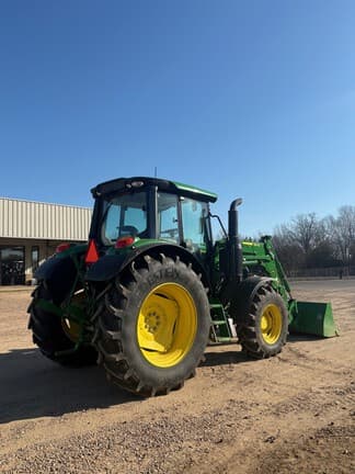 Image of John Deere 6110M equipment image 4