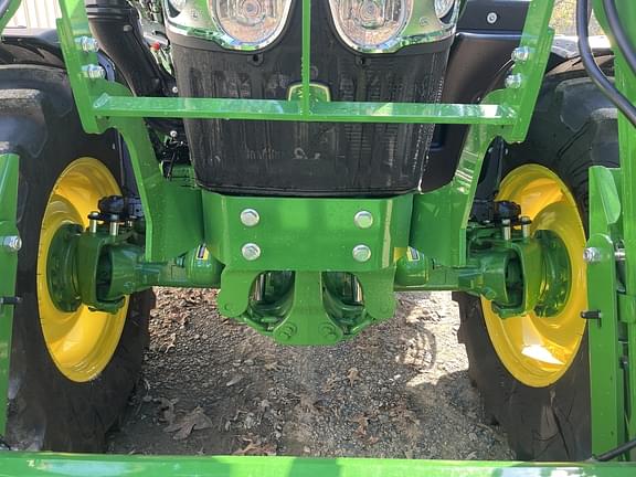 Image of John Deere 6110M equipment image 4