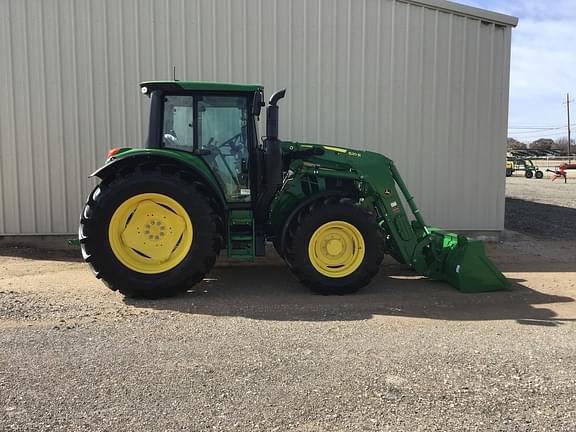 Image of John Deere 6110M equipment image 4