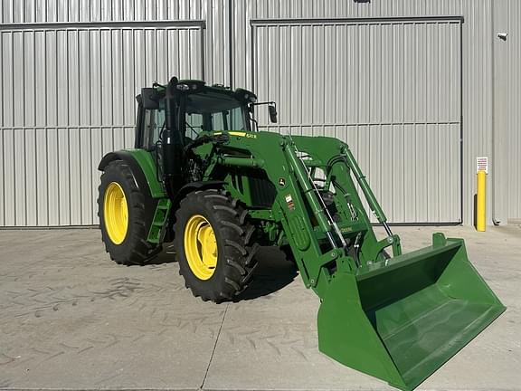 Image of John Deere 6110M equipment image 4