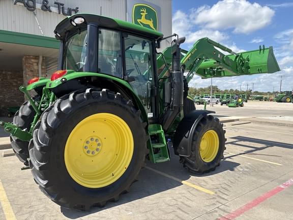 Image of John Deere 6110M equipment image 4