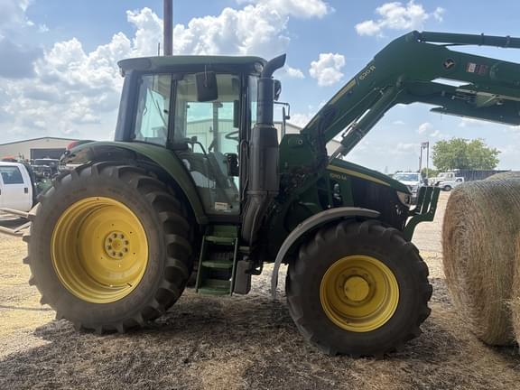 Image of John Deere 6110M equipment image 2