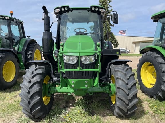 Image of John Deere 6110M equipment image 1