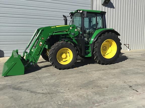 Image of John Deere 6110M equipment image 2