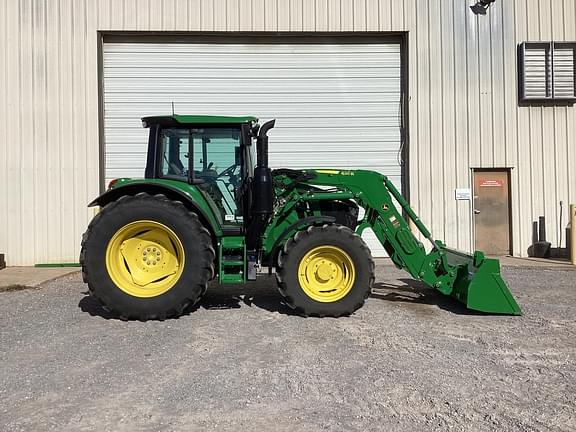 Image of John Deere 6110M equipment image 2