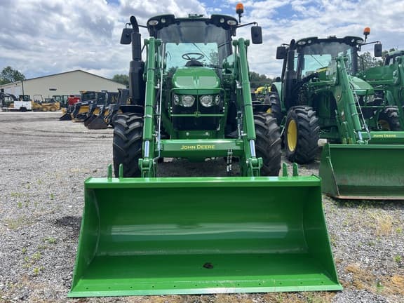 Image of John Deere 6110M equipment image 2