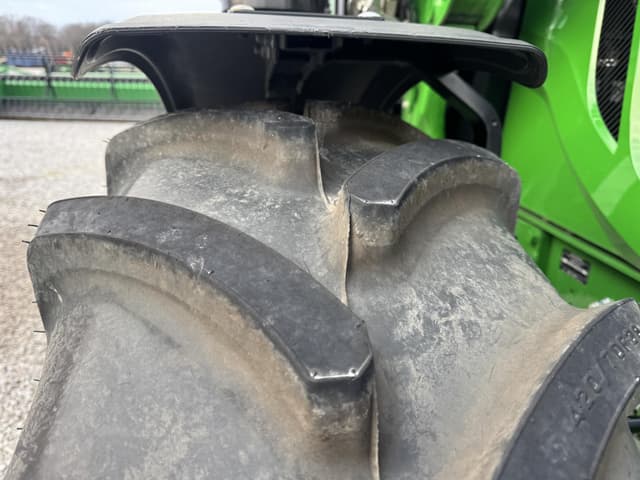 Image of John Deere 6110M equipment image 3